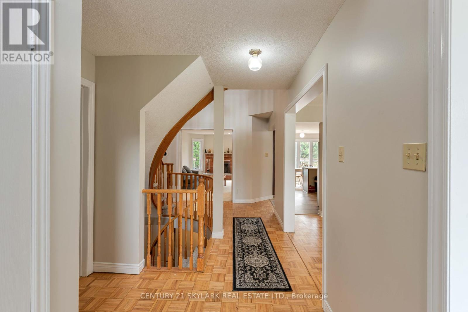 4 Leeward Drive, Brampton, Ontario  L6S 5V6 - Photo 9 - W13096674