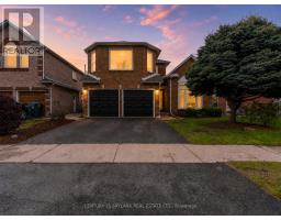 4 LEEWARD DRIVE, Brampton, Ontario