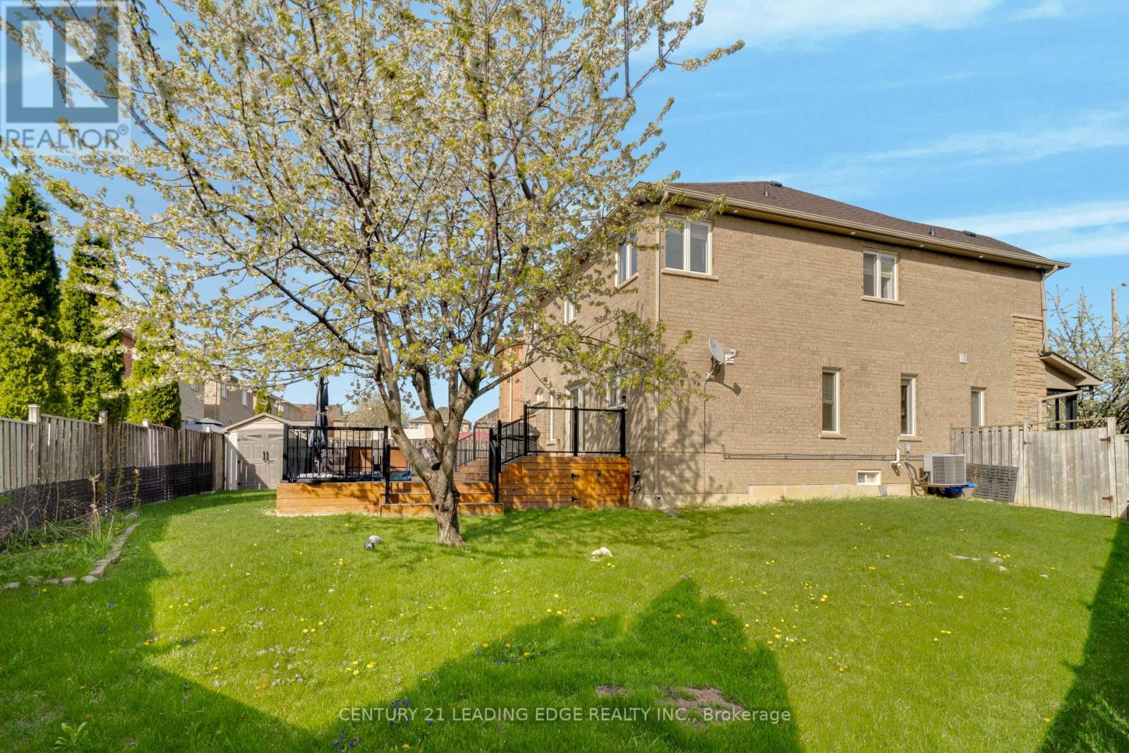 12 Raybeck Court, Brampton, Ontario  L6Y 0K1 - Photo 44 - W13096686
