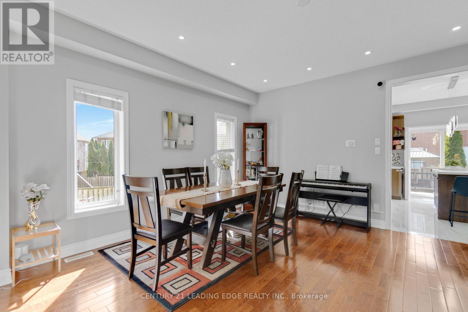 12 Raybeck Court, Brampton, Ontario  L6Y 0K1 - Photo 8 - W13096686