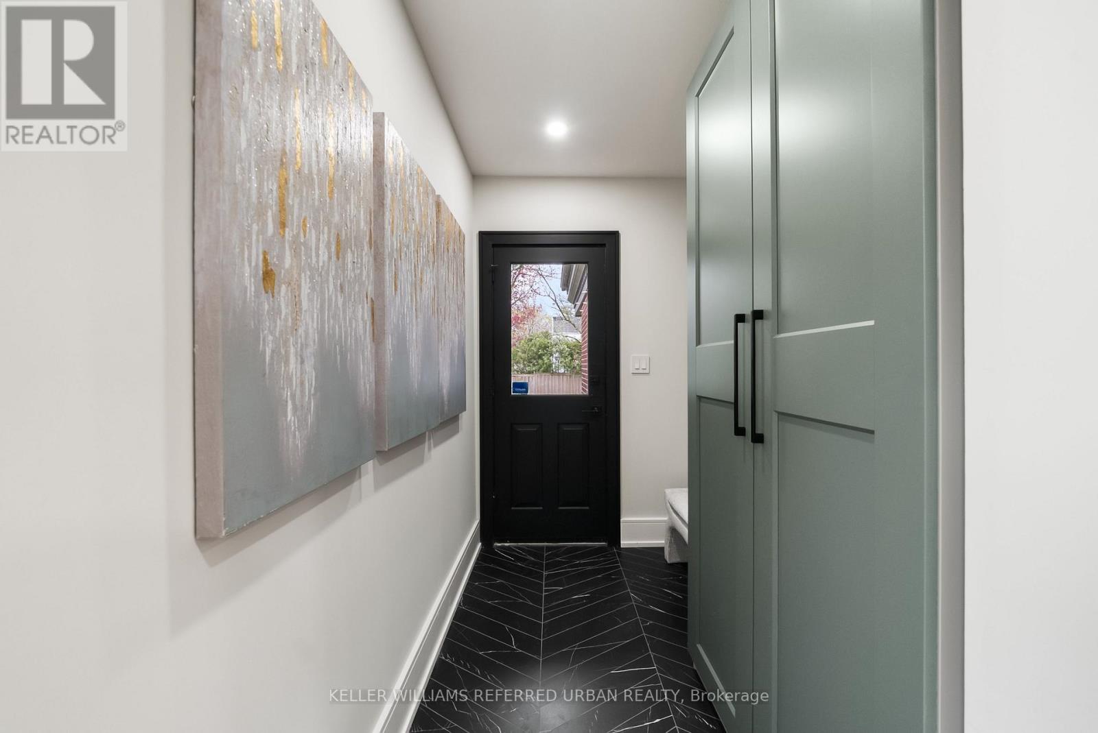137 Cheltenham Avenue, Toronto, Ontario  M4N 1R1 - Photo 15 - C13094712