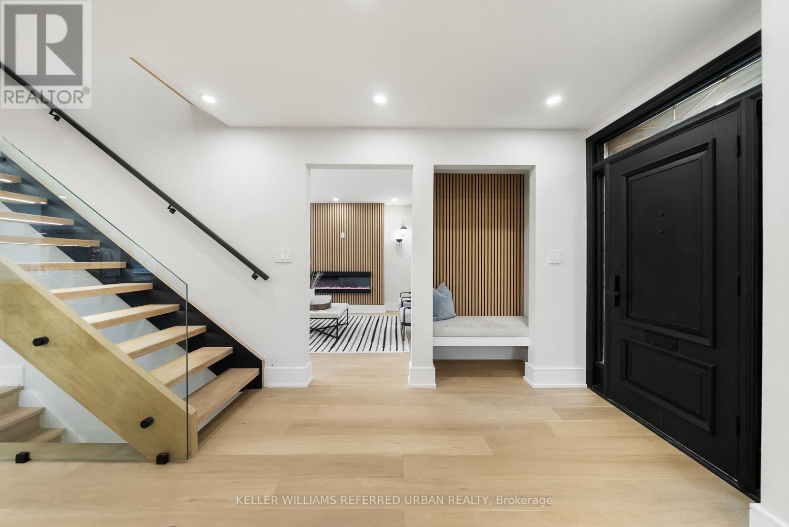 137 Cheltenham Avenue, Toronto, Ontario  M4N 1R1 - Photo 8 - C13094712
