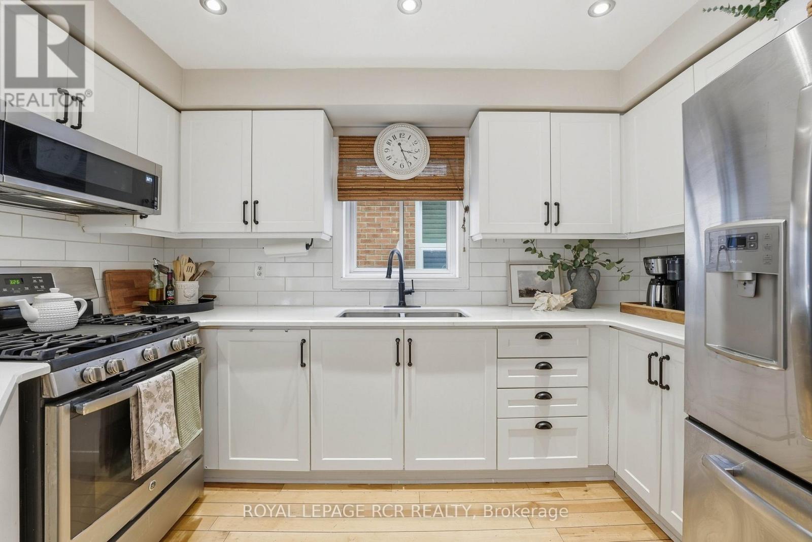 59 Dawlish Avenue, Aurora, Ontario  L4G 6R4 - Photo 6 - N13094810