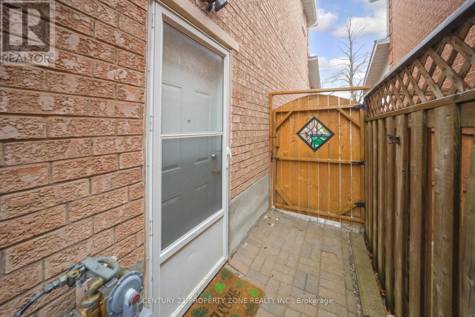160 Torrance Woods, Brampton, Ontario  L6Y 4K2 - Photo 37 - W13094190