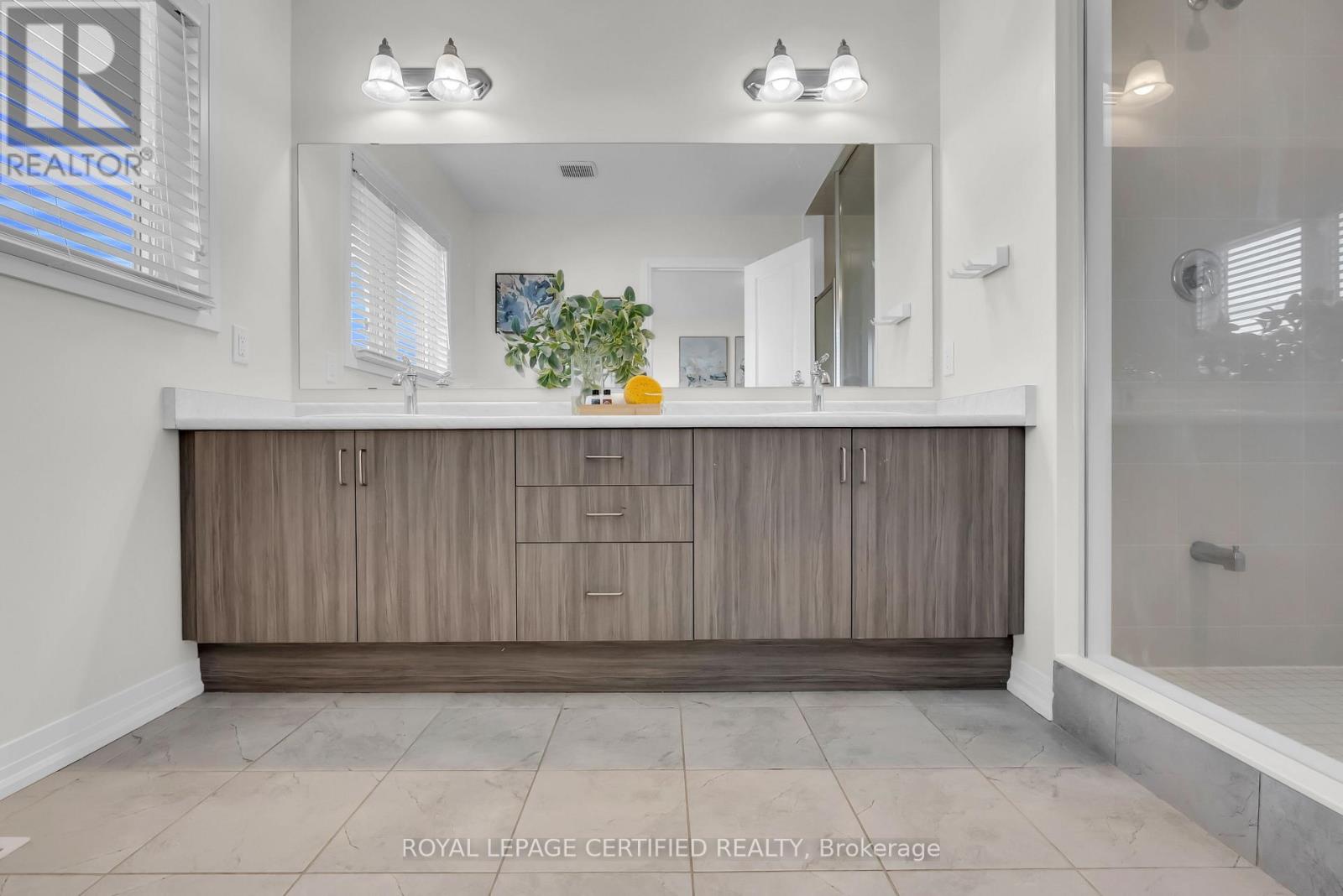 244 Newman Drive, Cambridge, Ontario  N1S 0E1 - Photo 31 - X13095898