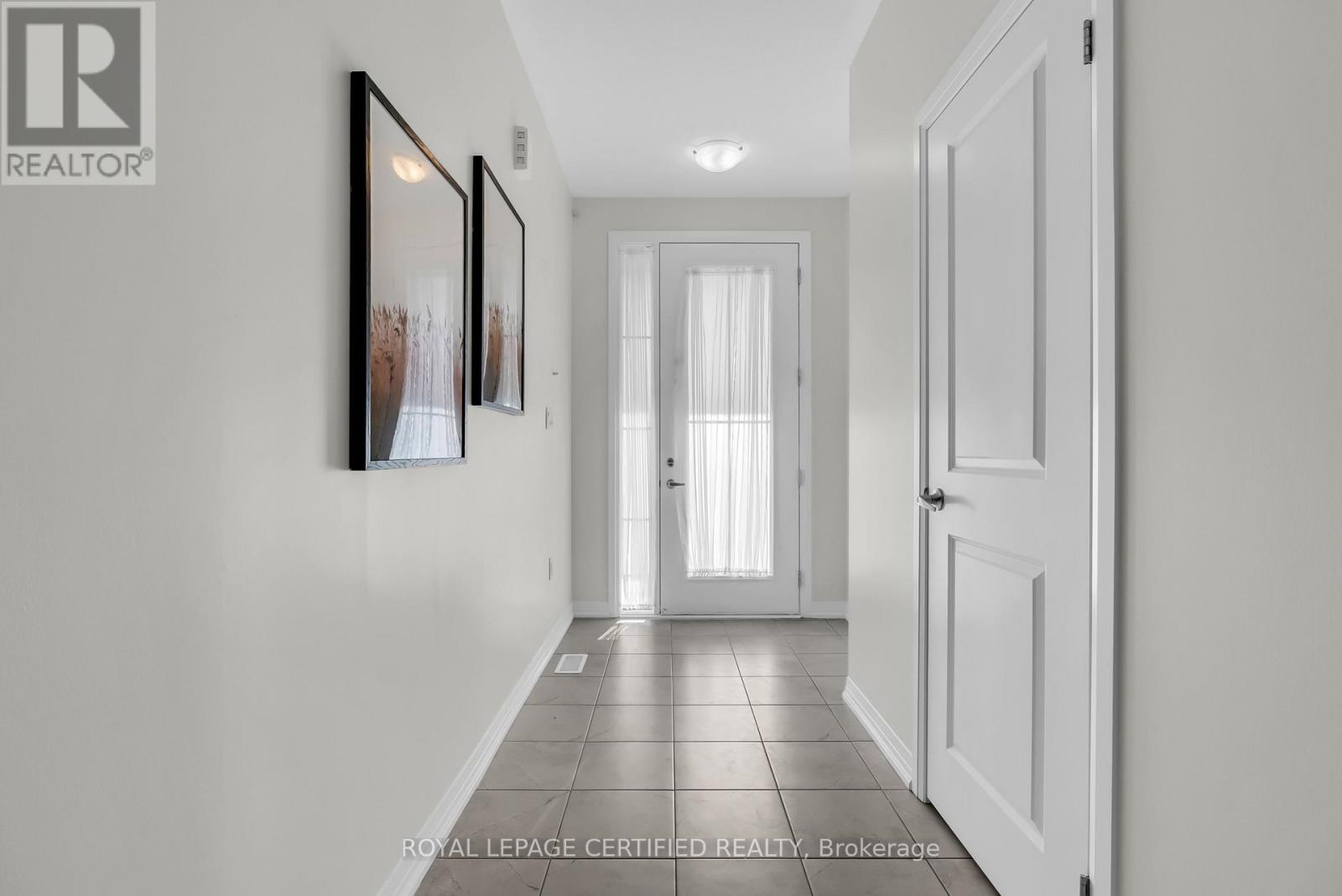 244 Newman Drive, Cambridge, Ontario  N1S 0E1 - Photo 7 - X13095898