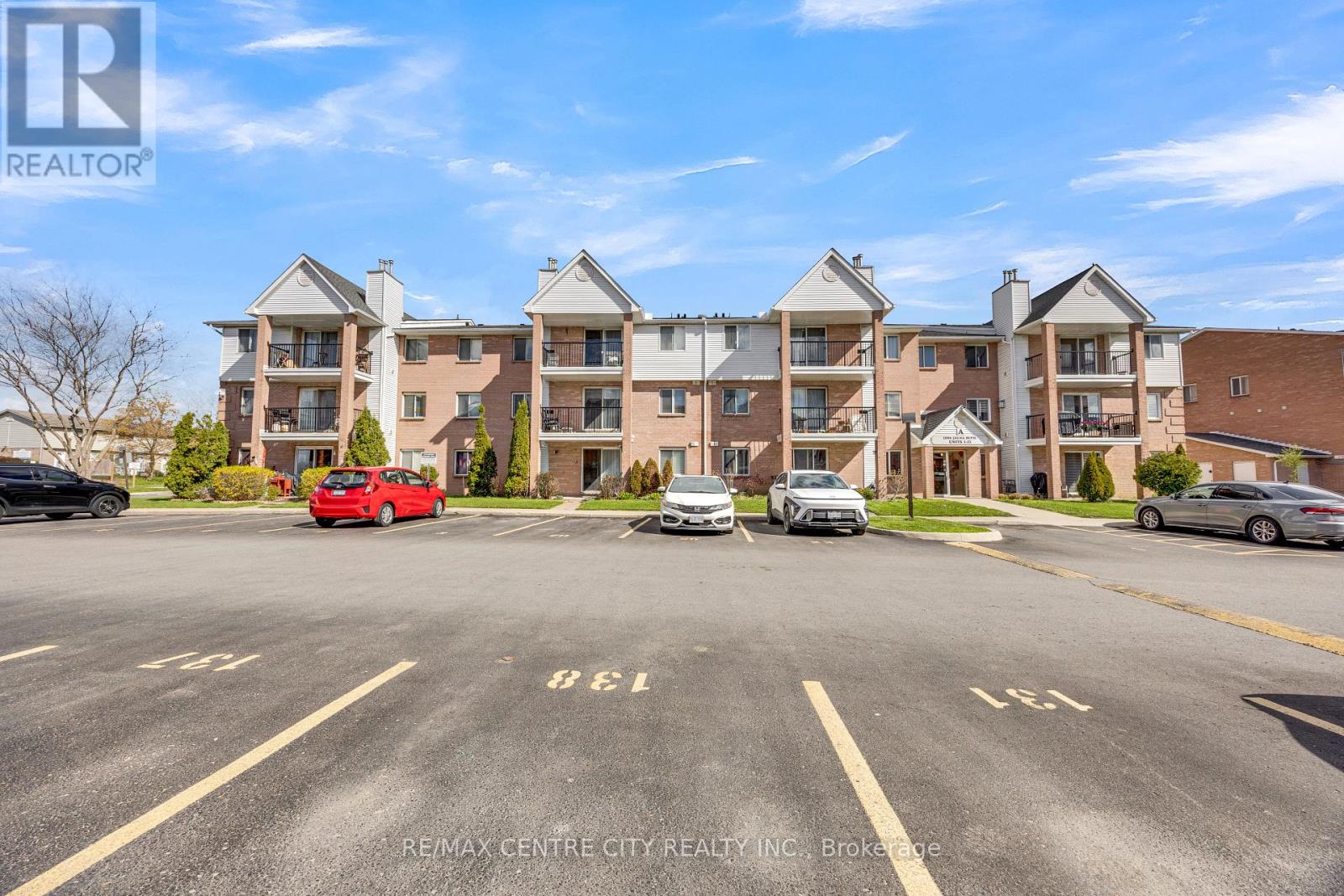 9 - 1096 Jalna Boulevard, London South, Ontario  N6E 3B8 - Photo 2 - X13075628