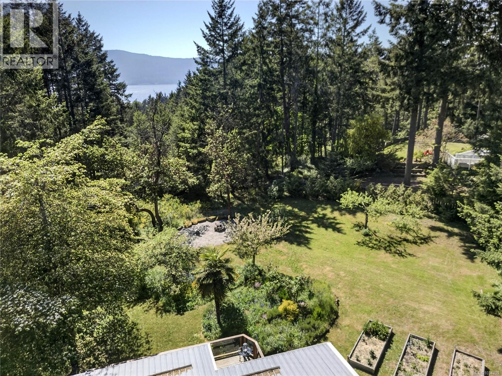 296 Woodland Dr, Salt Spring, British Columbia  V8K 1J6 - Photo 28 - 1034202
