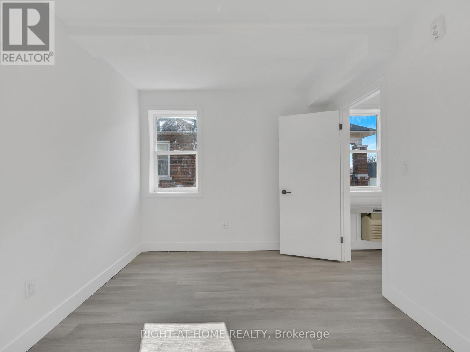 202 - 1804 Drouillard Road, Windsor, Ontario  N8W 3X5 - Photo 7 - X13096412