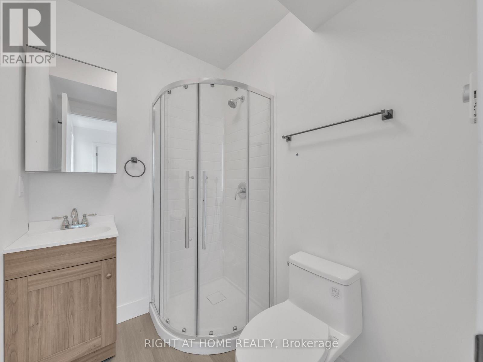 202 - 1804 Drouillard Road, Windsor, Ontario  N8W 3X5 - Photo 8 - X13096412