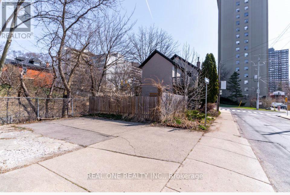 Room 1 - 118 Queen Street S, Hamilton, Ontario  L8P 3S1 - Photo 18 - X13096424