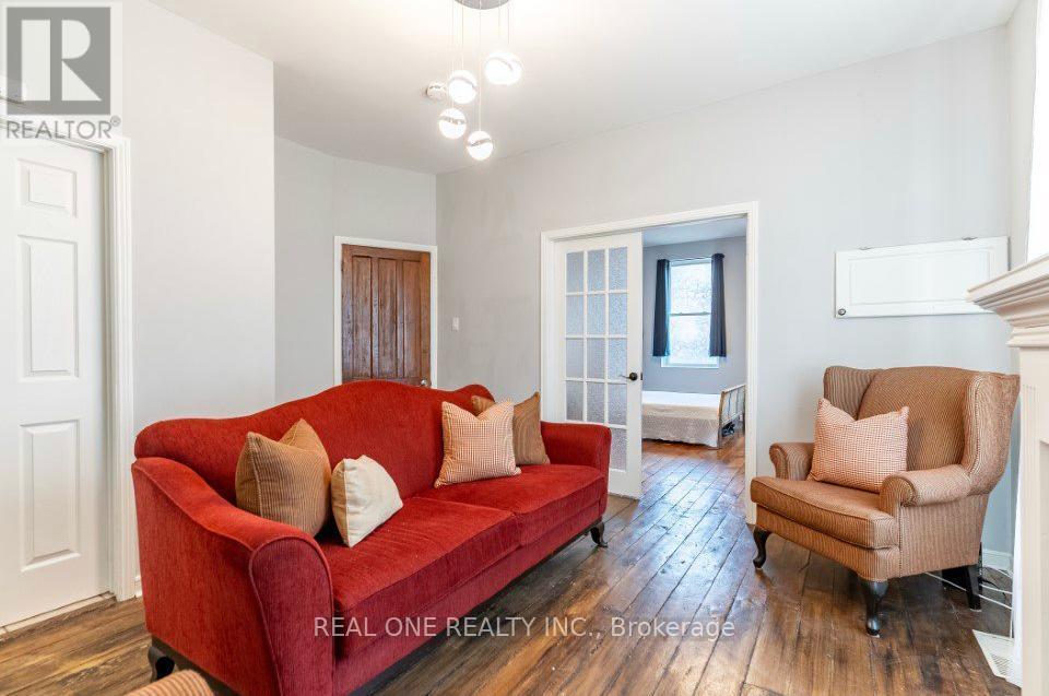 Room 1 - 118 Queen Street S, Hamilton, Ontario  L8P 3S1 - Photo 9 - X13096424