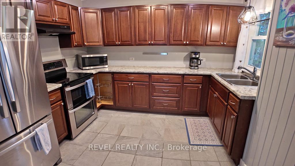 106 Devonshire Avenue, Iroquois Falls, Ontario  P0K 1E0 - Photo 13 - T13096758