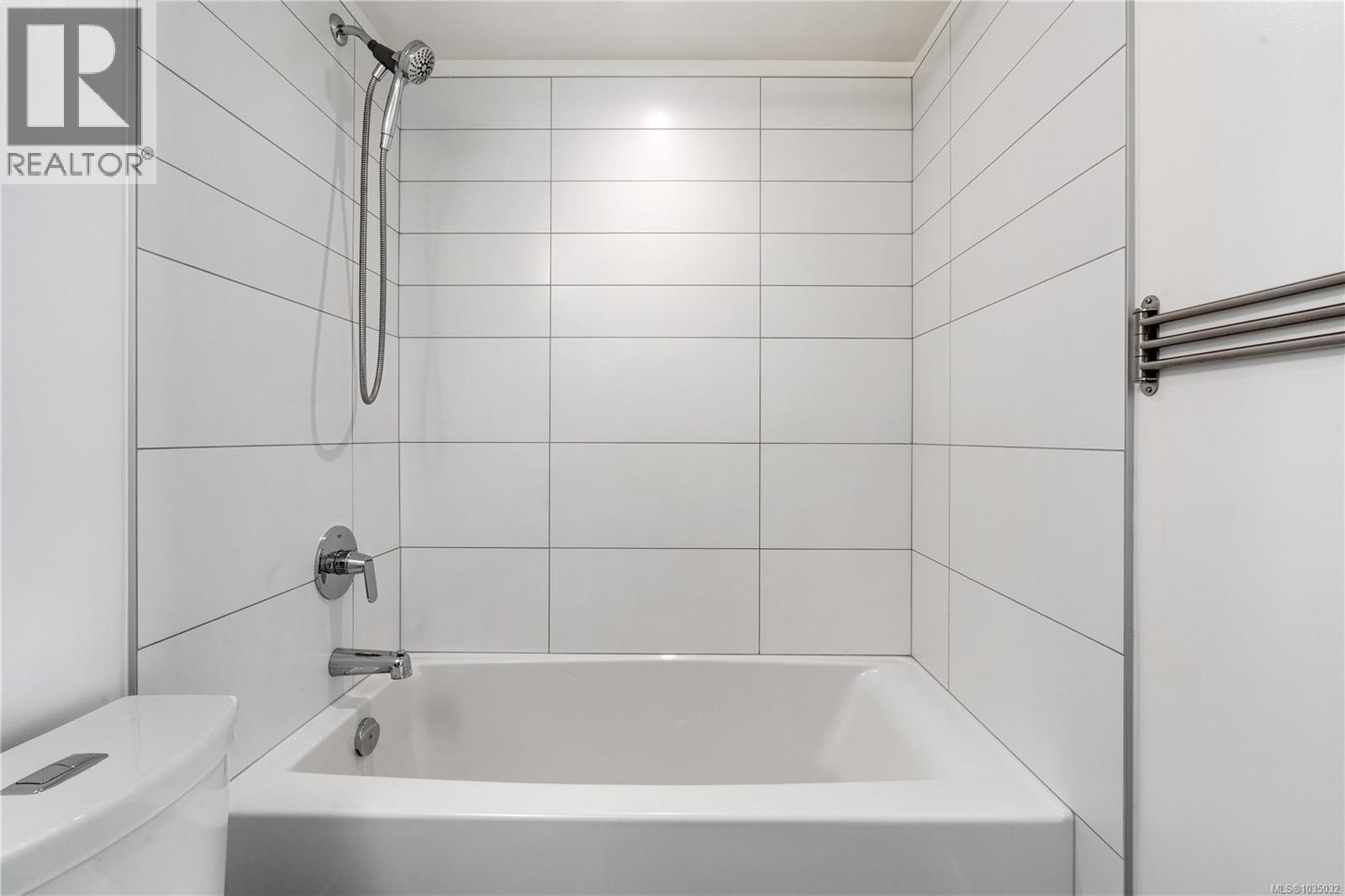1206 845 Johnson St, Victoria, British Columbia  V8W 0G3 - Photo 15 - 1035032
