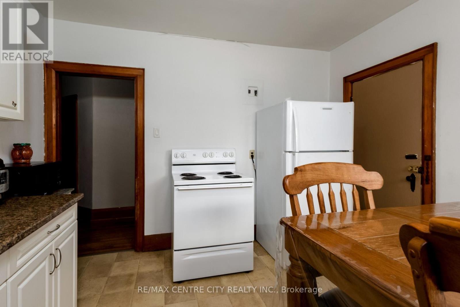 4 Prospect Street, Tillsonburg, Ontario  N4G 2L6 - Photo 12 - X13096768