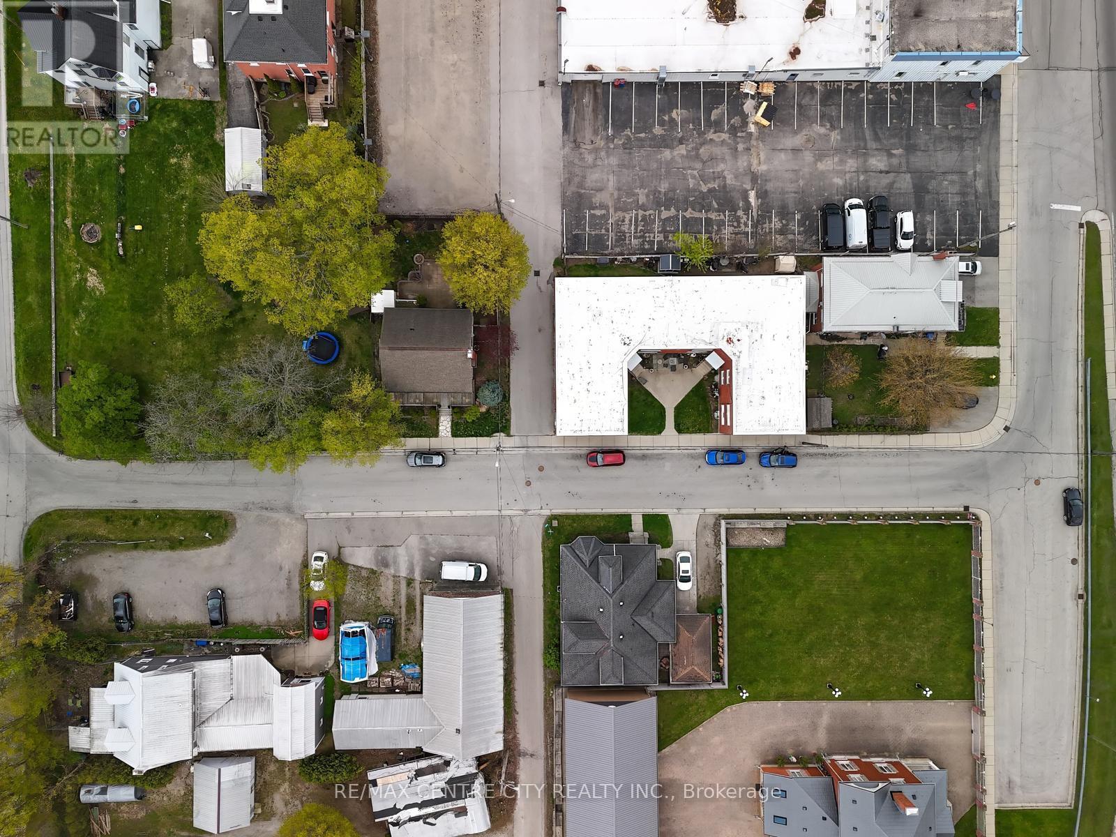 4 Prospect Street, Tillsonburg, Ontario  N4G 2L6 - Photo 40 - X13096768