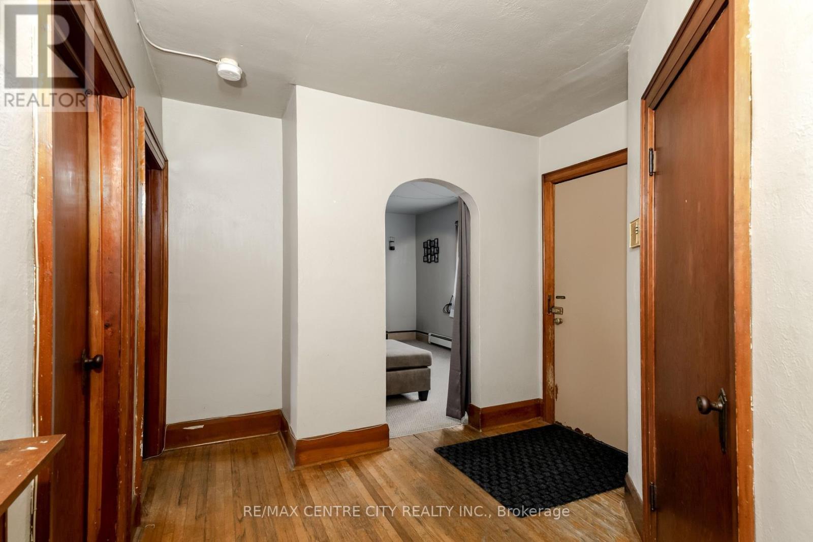 4 Prospect Street, Tillsonburg, Ontario  N4G 2L6 - Photo 7 - X13096768