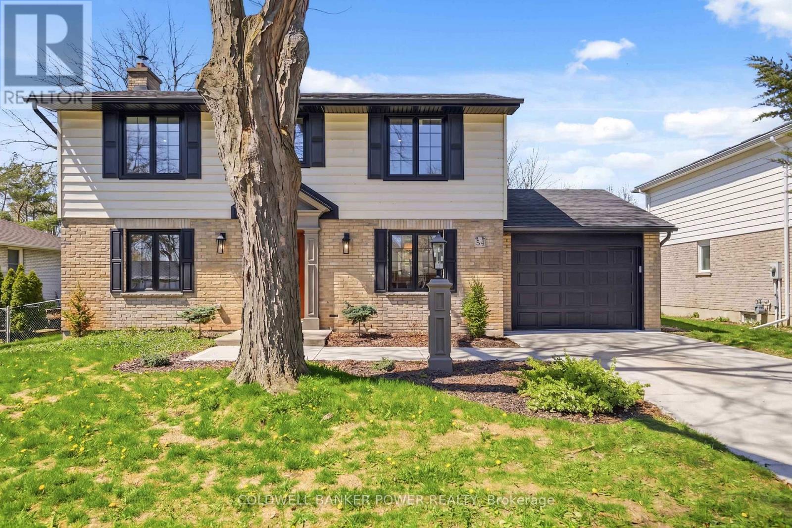 54 Lloyd Manor Crescent, London North, Ontario  N6H 3Z3 - Photo 2 - X13096898