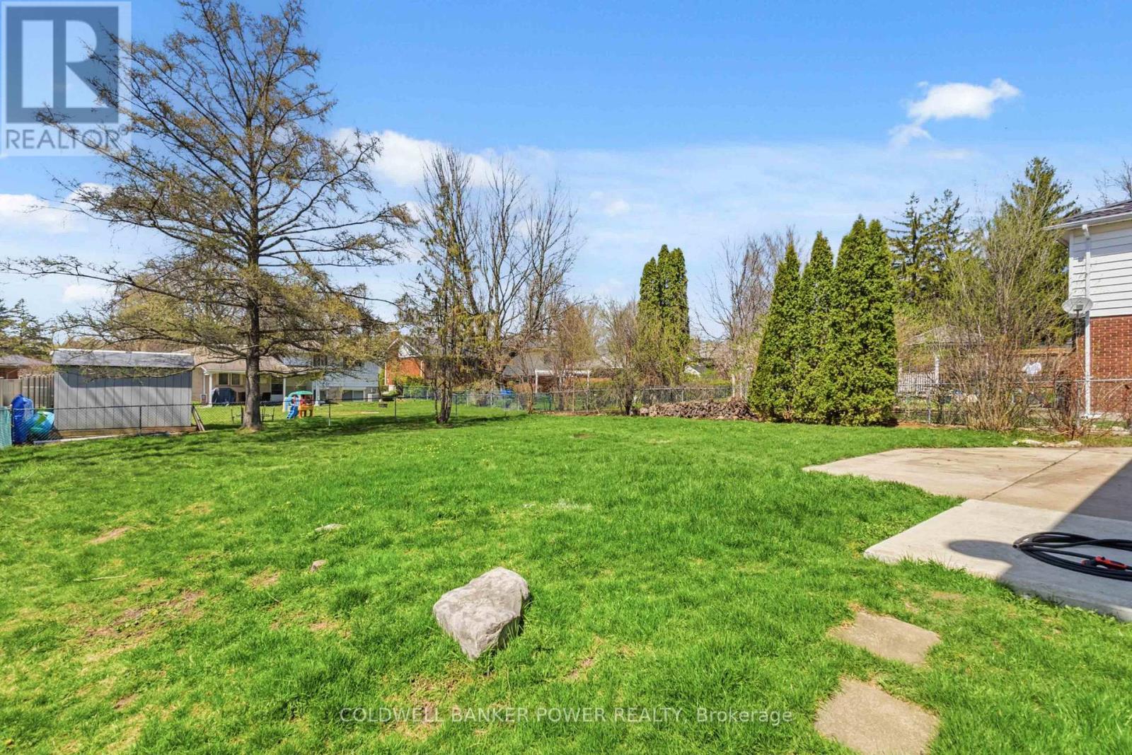 54 Lloyd Manor Crescent, London North, Ontario  N6H 3Z3 - Photo 45 - X13096898