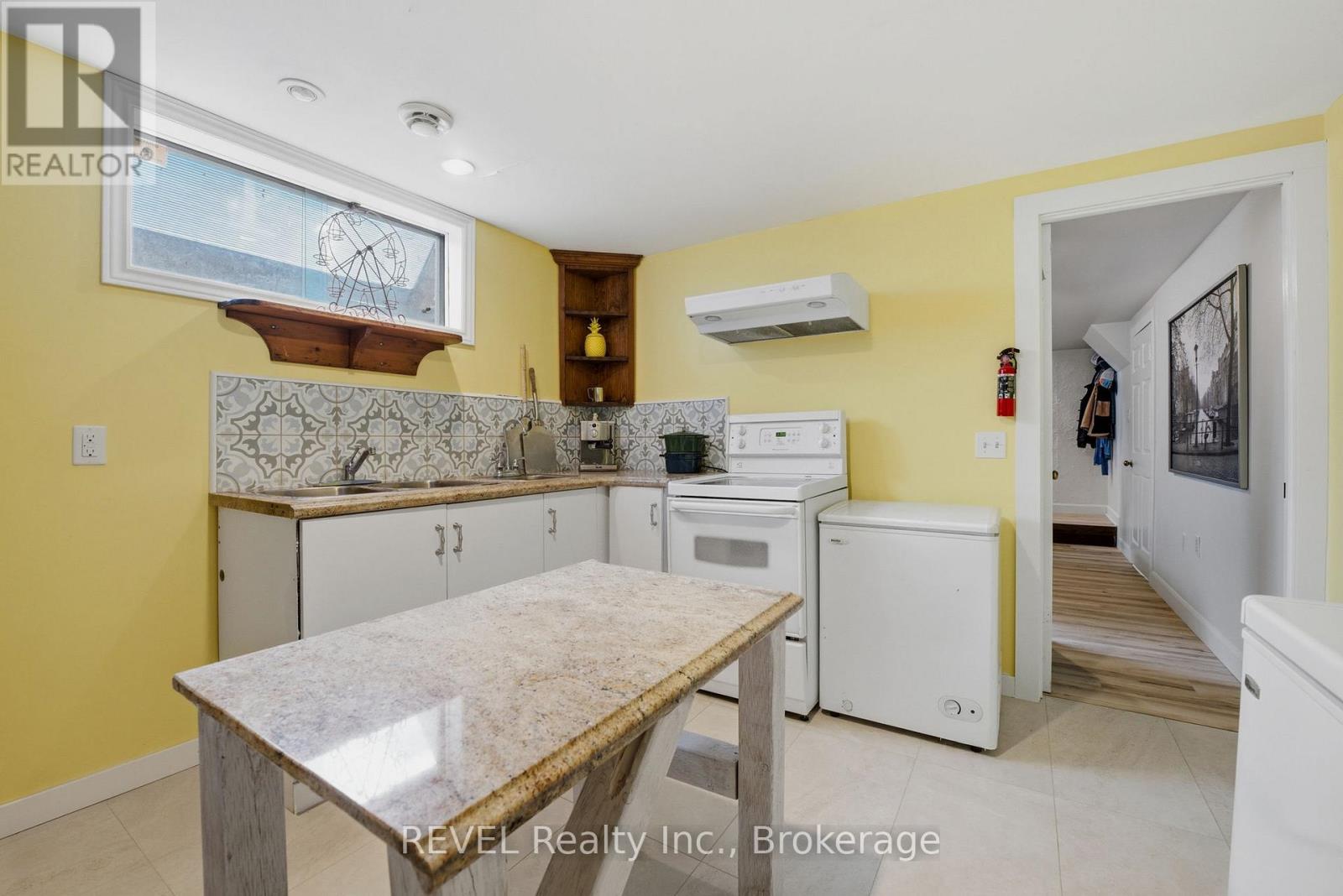 658 Geneva Street, St. Catharines, Ontario  L2N 2J8 - Photo 25 - X13081376