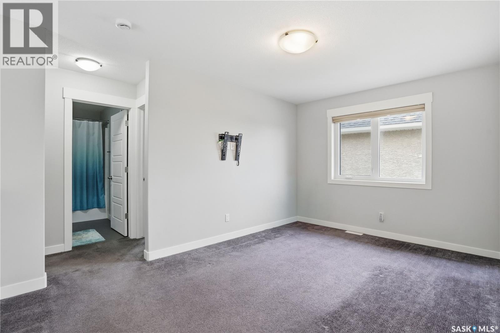 8806 Barootes Way, Regina, Saskatchewan  S4Y 0C3 - Photo 23 - SK035111