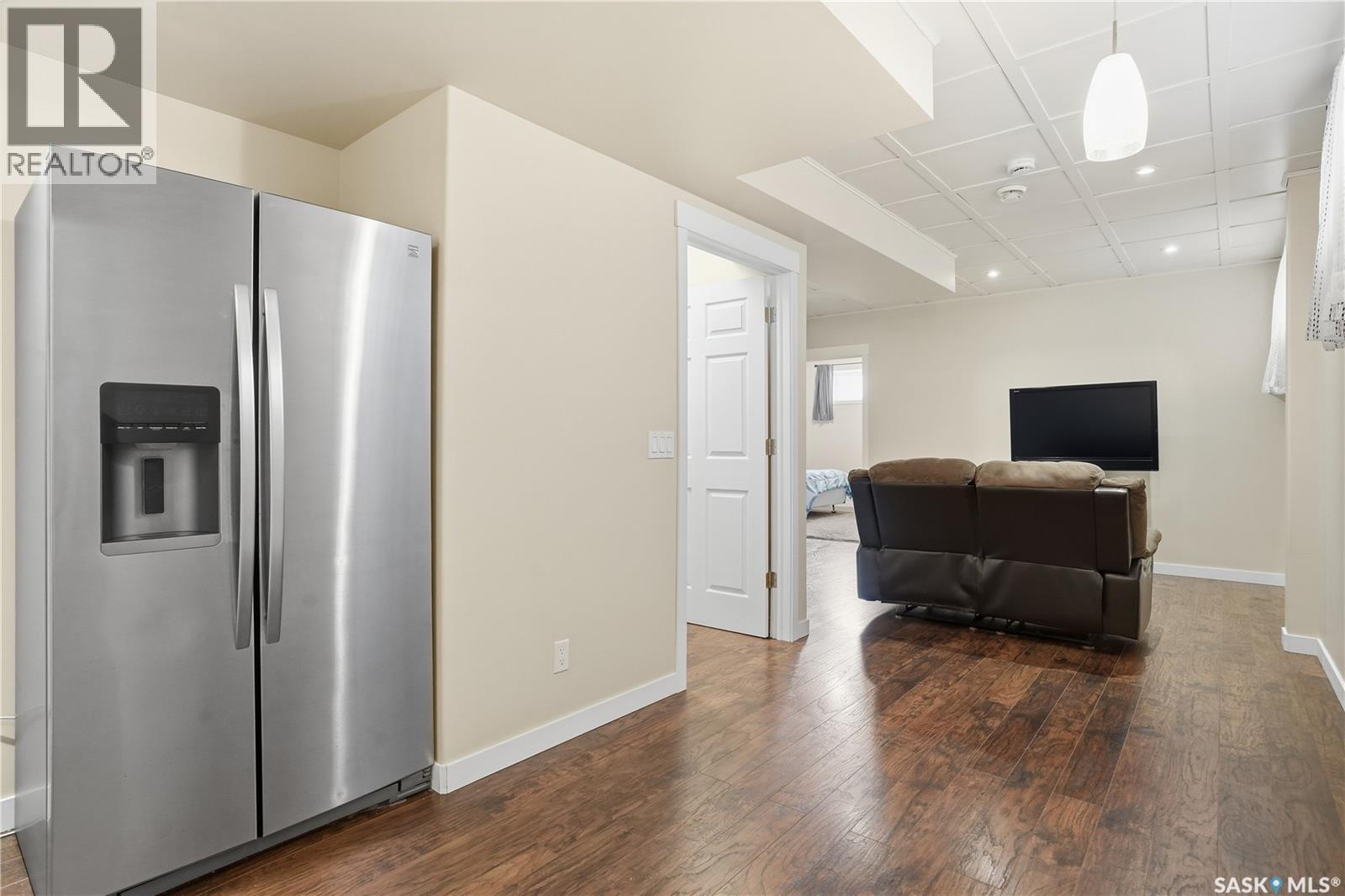 8806 Barootes Way, Regina, Saskatchewan  S4Y 0C3 - Photo 39 - SK035111