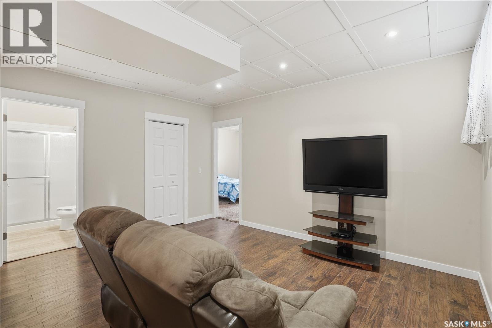 8806 Barootes Way, Regina, Saskatchewan  S4Y 0C3 - Photo 40 - SK035111