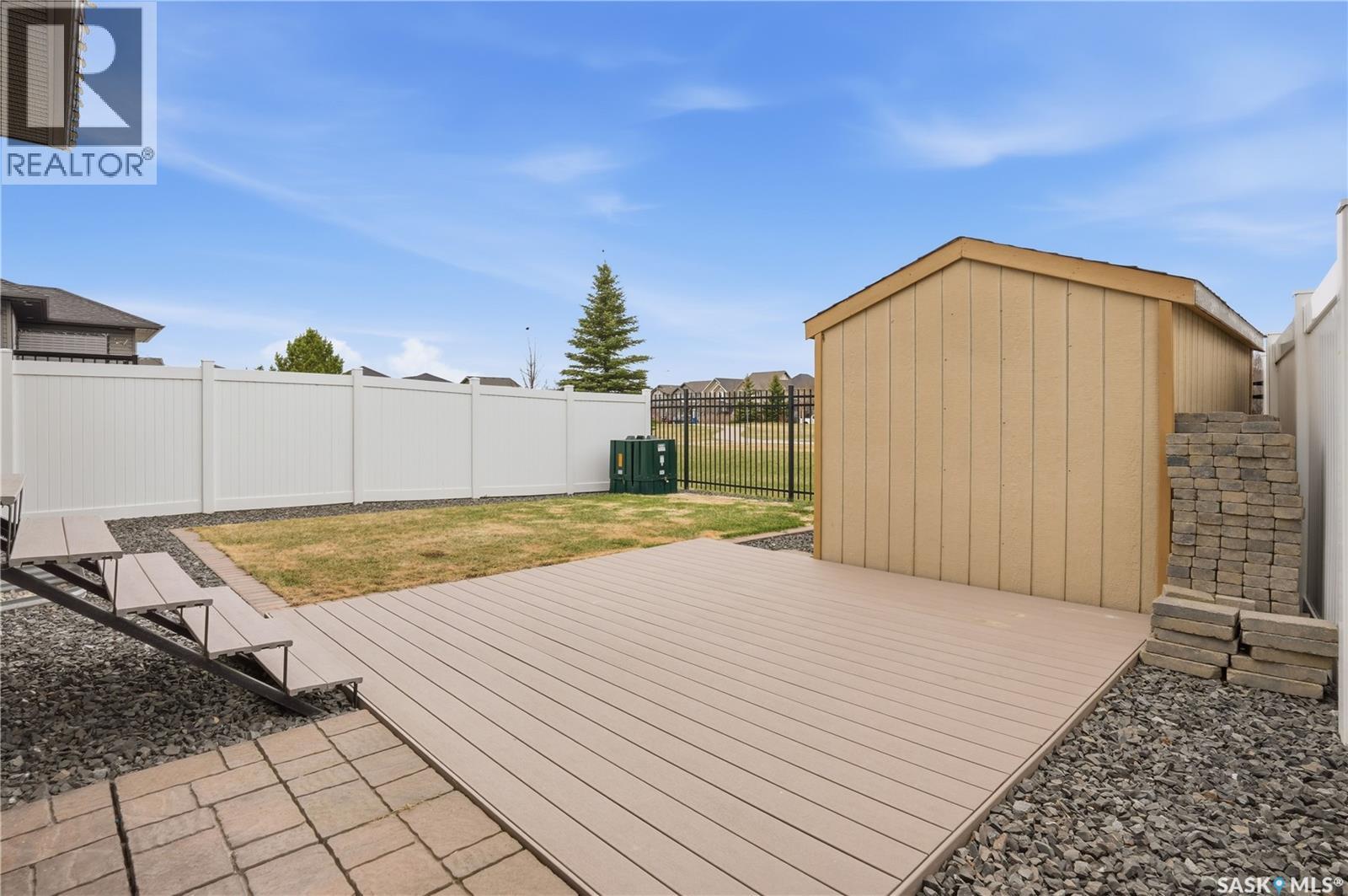 8806 Barootes Way, Regina, Saskatchewan  S4Y 0C3 - Photo 51 - SK035111