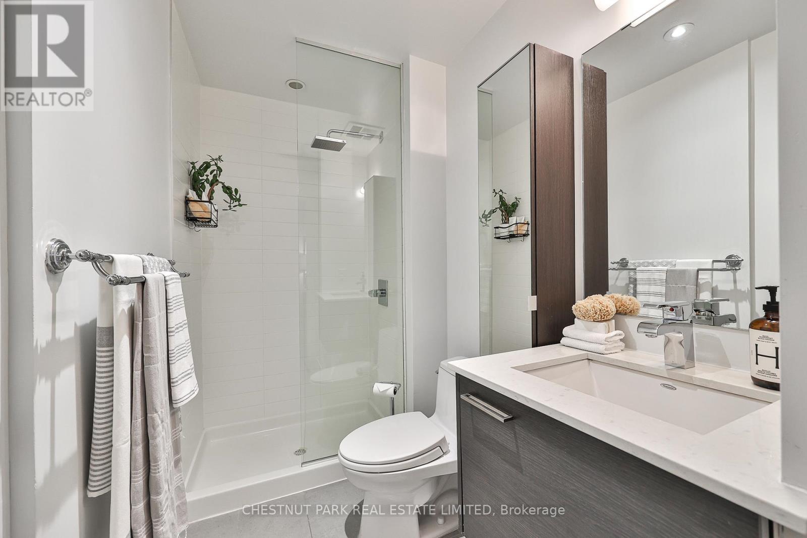 810 - 510 King Street E, Toronto, Ontario  M5A 0E5 - Photo 17 - C13096664