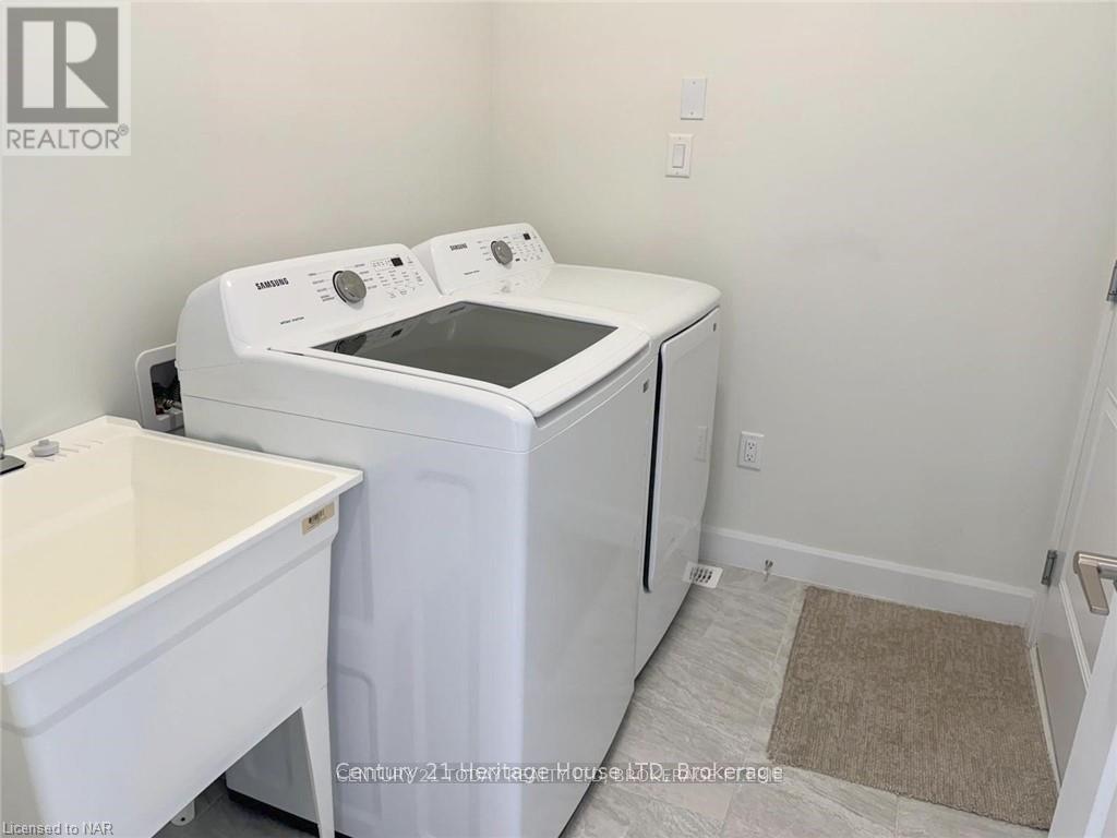 11 Beach Walk Crescent, Fort Erie, Ontario  L0S 1N0 - Photo 24 - X13096724