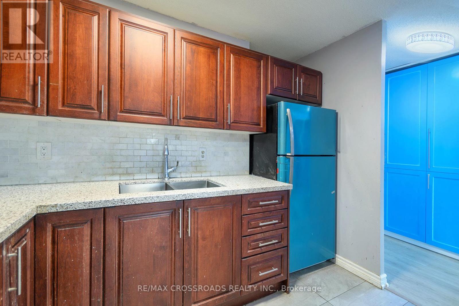 211 - 15 Torrance Road, Toronto, Ontario  M1J 3K2 - Photo 19 - E13096596