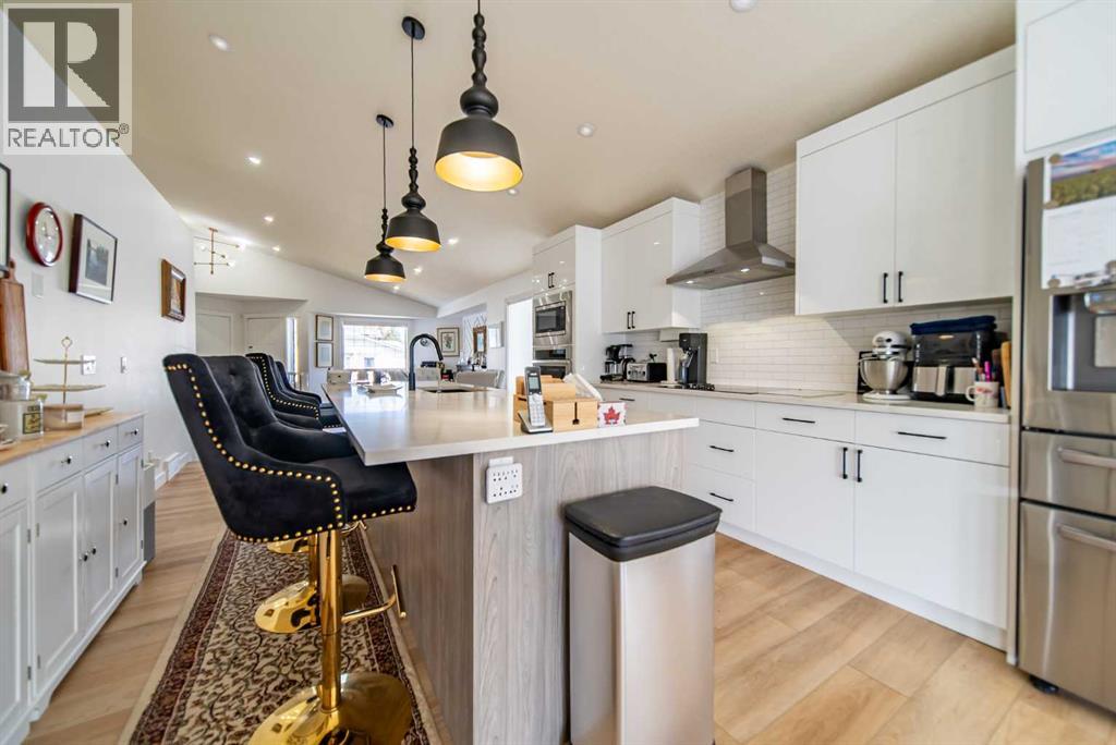 9 Scripps Landing NW, Calgary, Alberta  T3L 1V9 - Photo 12 - A2308306
