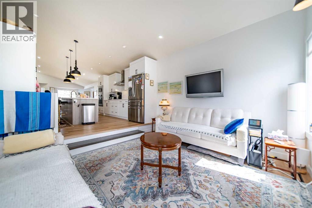 9 Scripps Landing NW, Calgary, Alberta  T3L 1V9 - Photo 14 - A2308306