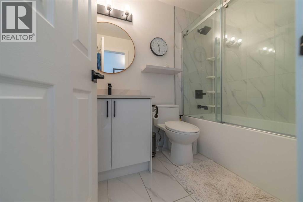9 Scripps Landing NW, Calgary, Alberta  T3L 1V9 - Photo 21 - A2308306