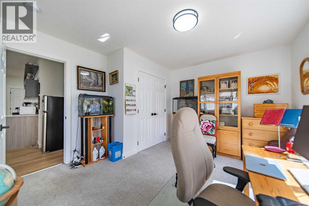 9 Scripps Landing NW, Calgary, Alberta  T3L 1V9 - Photo 30 - A2308306