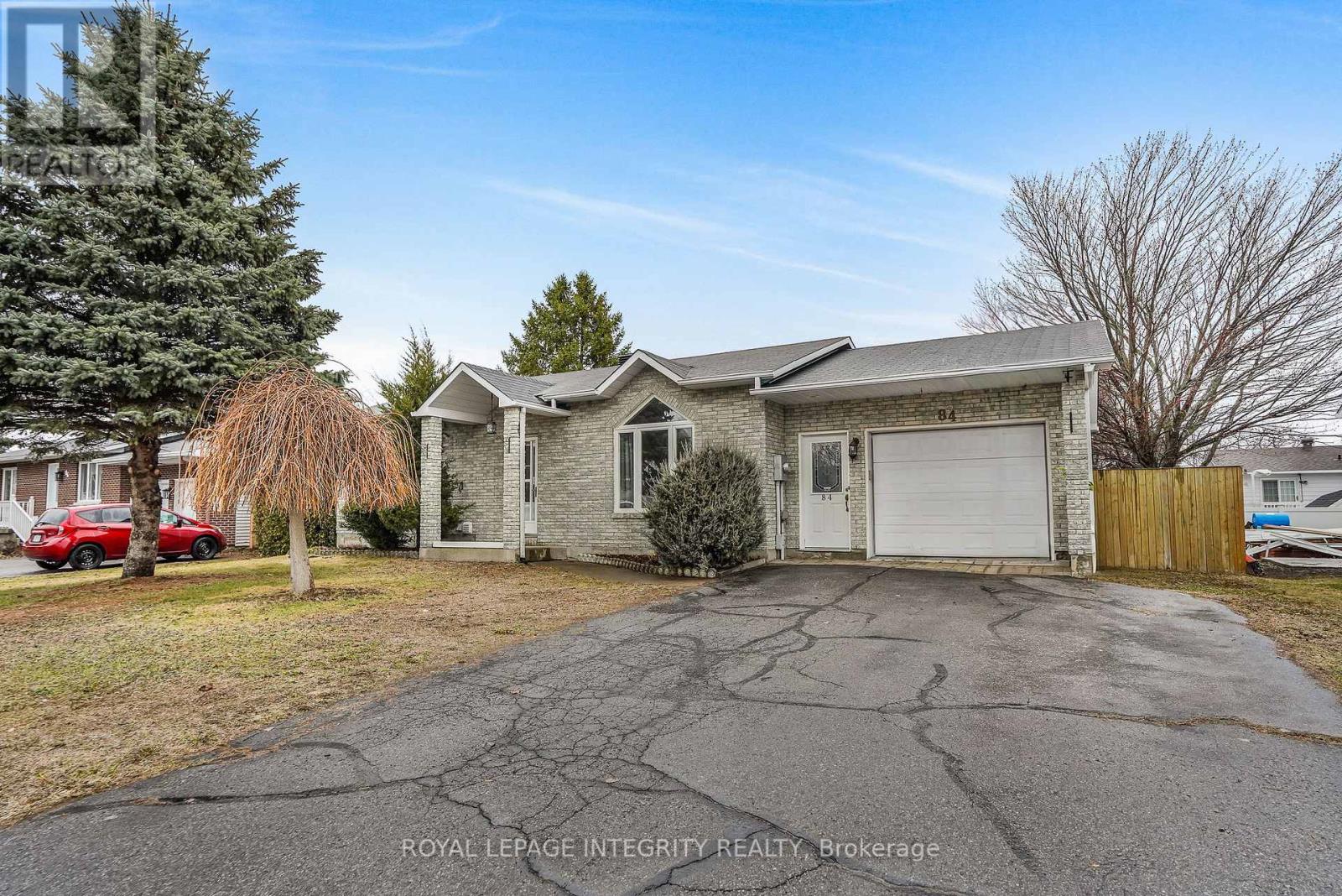 84 Lalande Crescent, Alfred And Plantagenet, Ontario  K0B 1A0 - Photo 2 - X13004748