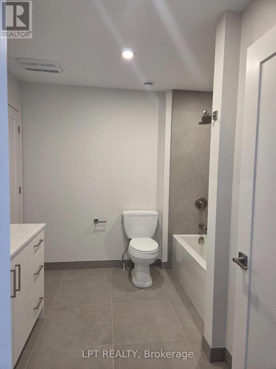 3 - 250 Shakespeare Street, Ottawa, Ontario  K1L 5M6 - Photo 4 - X13078190