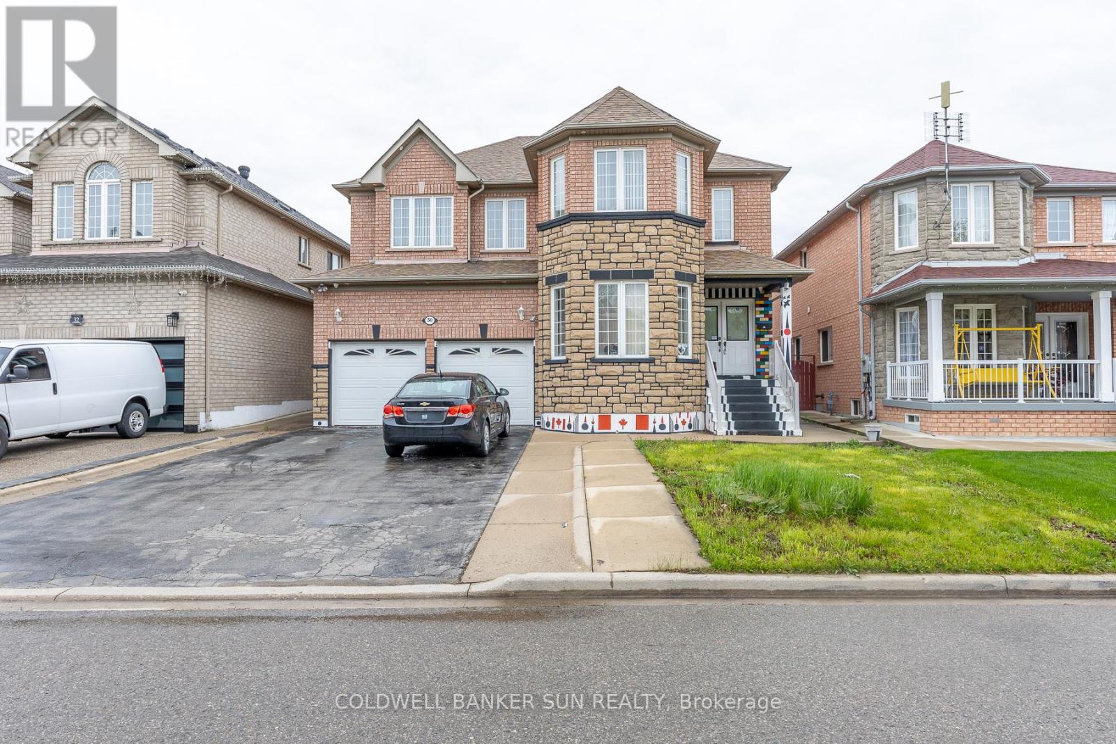 30 Ice Fields Road, Brampton, Ontario  L6R 3G8 - Photo 2 - W13037082