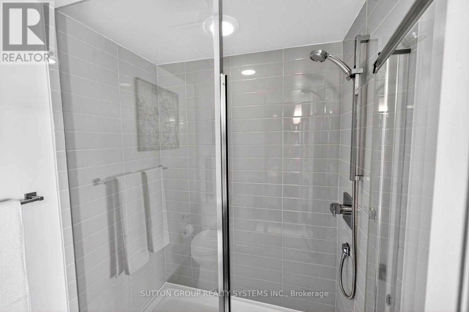 2504 - 9 Valhalla Inn Road, Toronto, Ontario  M9B 0B2 - Photo 11 - W13094020