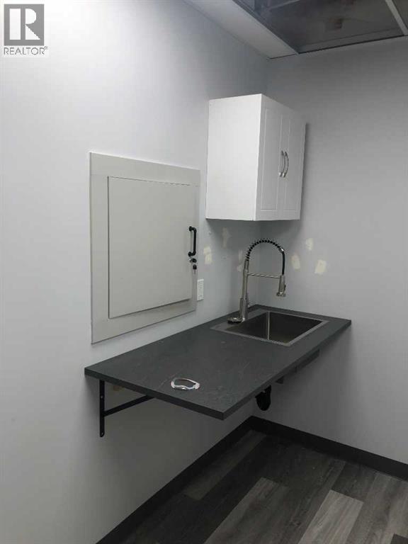 187 Pembina, Hinton, Alberta  T7V 2V7 - Photo 6 - A2282820