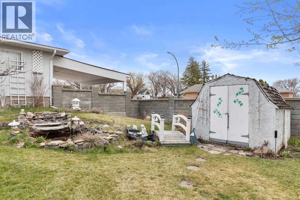 334 5 Street Se, Redcliff, Alberta  T0J 2P2 - Photo 44 - A2307047