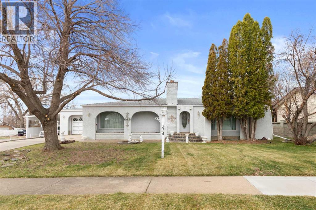 334 5 Street SE, Redcliff, Alberta
