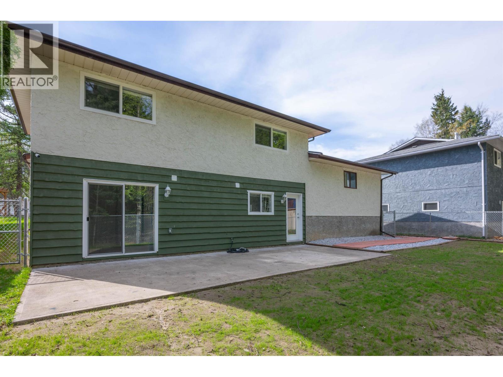 8272 St John Crescent, Prince George, British Columbia  V2N 4H8 - Photo 5 - R3120779