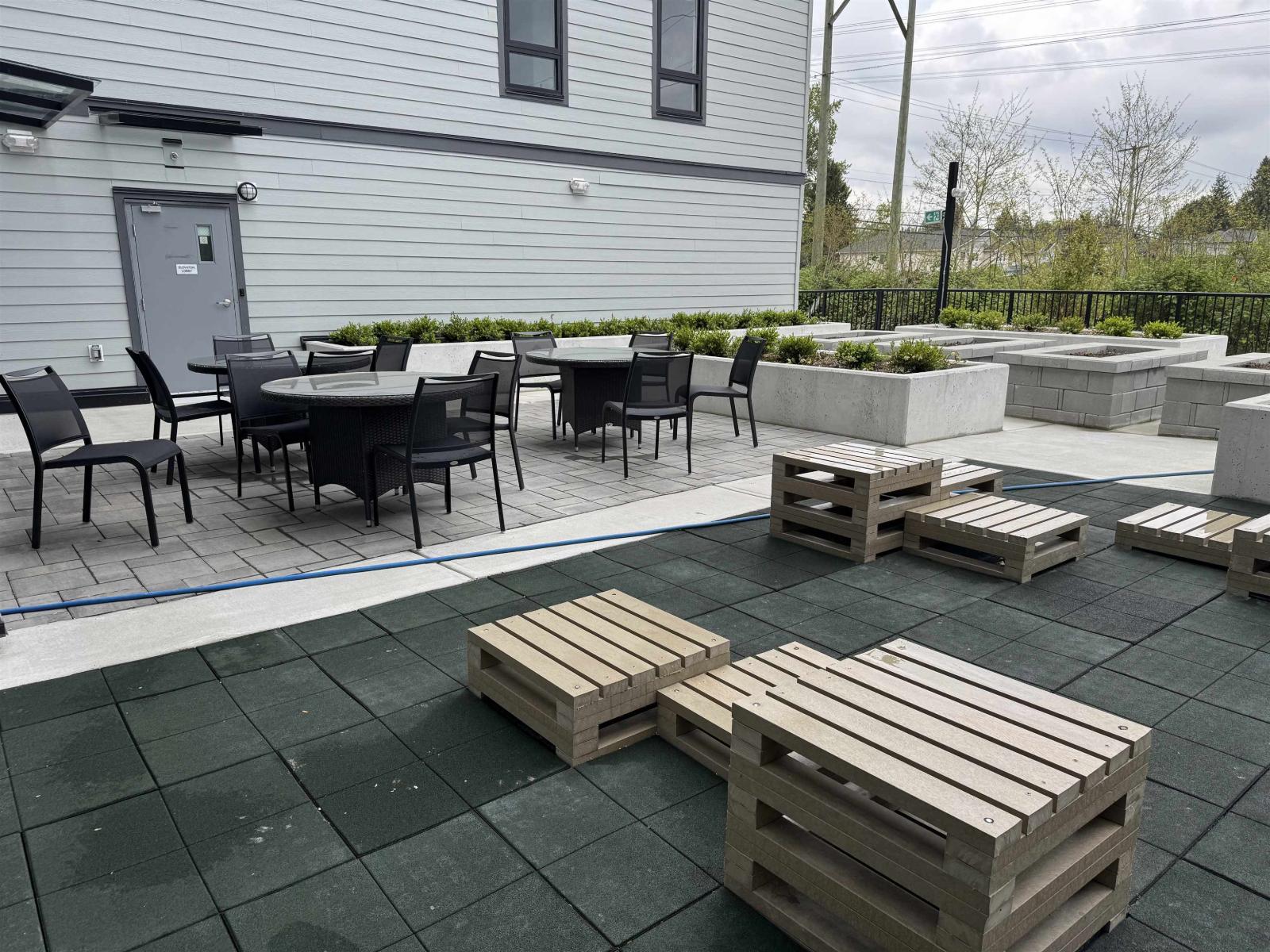 401 10786 140th Street, Surrey, British Columbia  V3T 4N8 - Photo 11 - R3115832