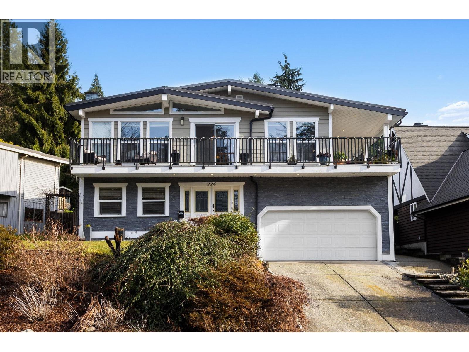 224 April Road, Port Moody, British Columbia  V3H 3W1 - Photo 2 - R3120757