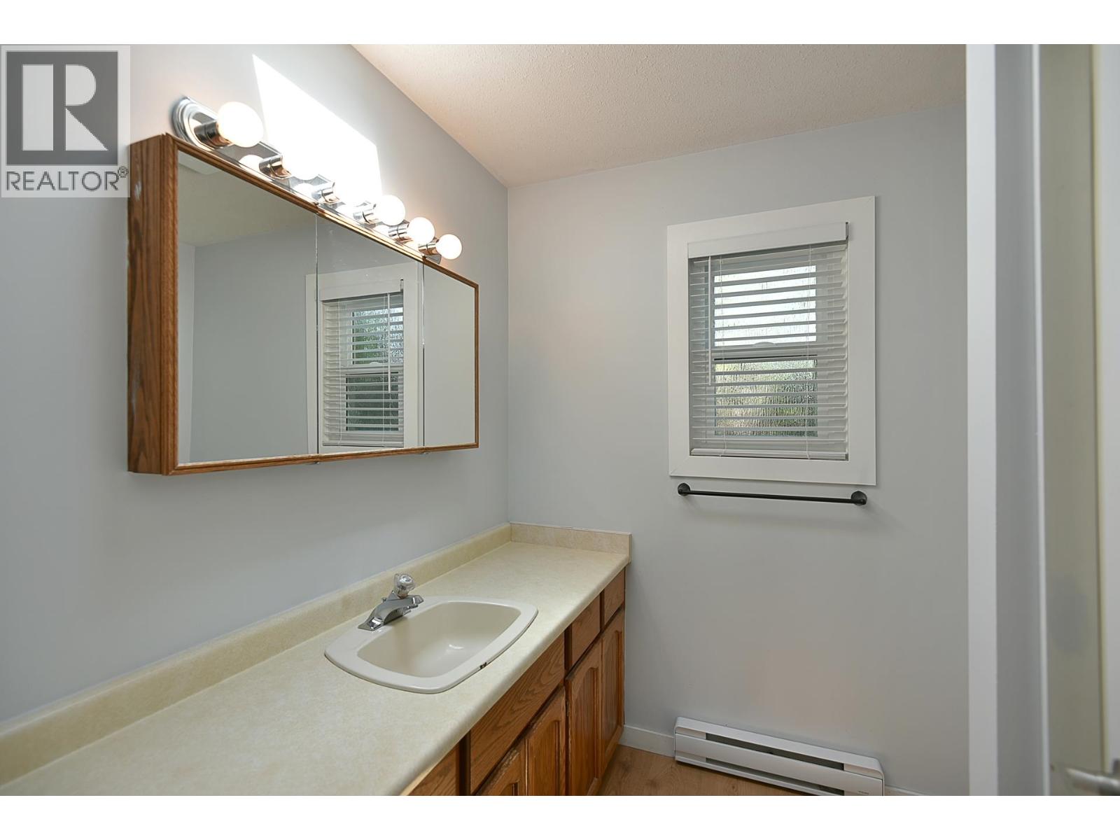 5784 Medusa Street, Sechelt, British Columbia  V7Z 0J8 - Photo 18 - R3120761