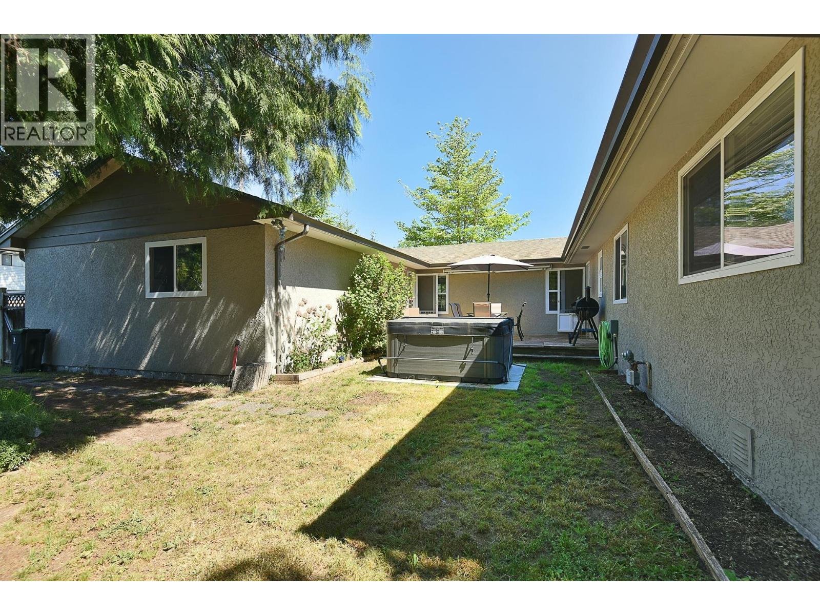 5784 Medusa Street, Sechelt, British Columbia  V7Z 0J8 - Photo 20 - R3120761