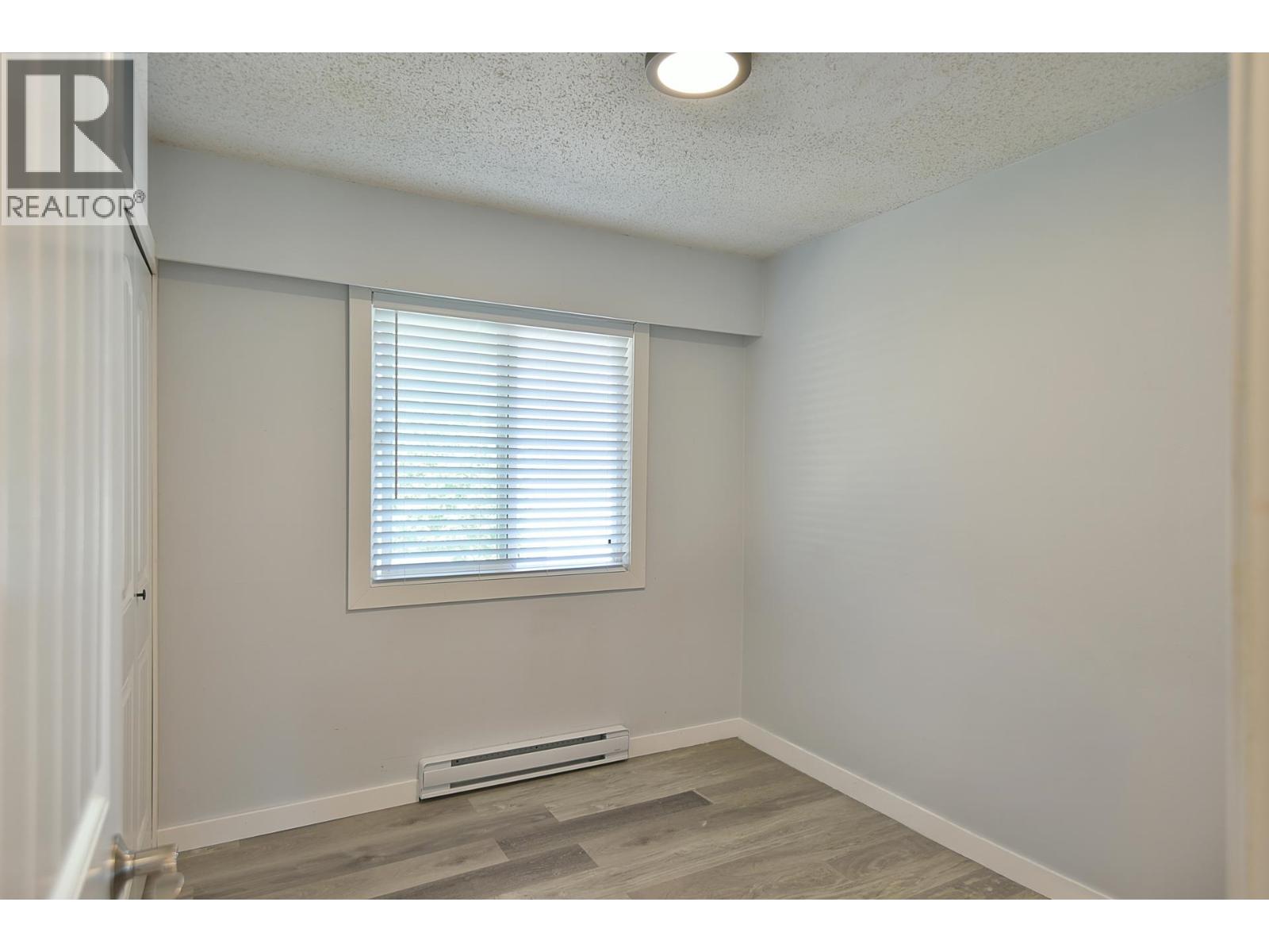 5784 Medusa Street, Sechelt, British Columbia  V7Z 0J8 - Photo 8 - R3120761