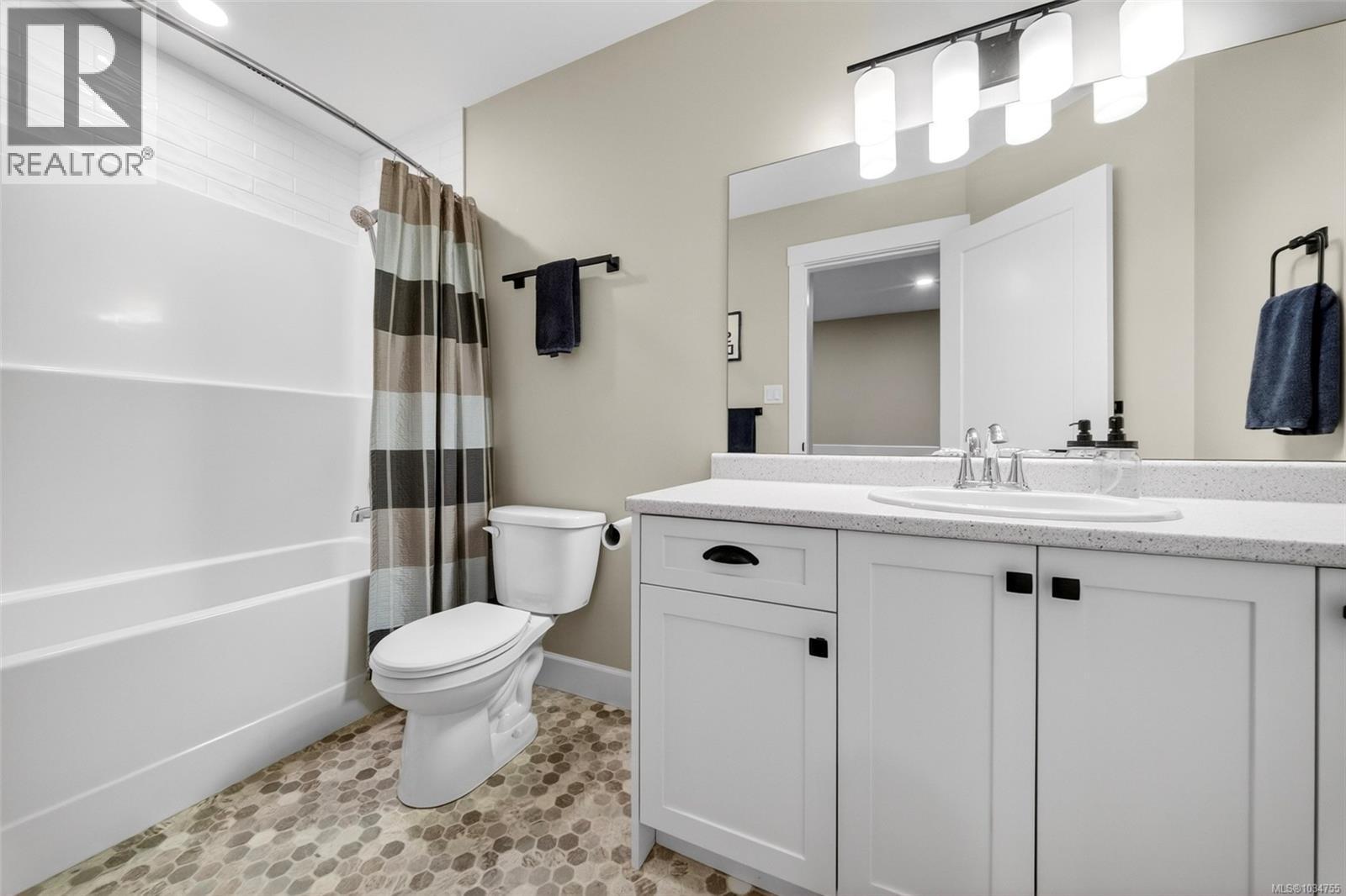 640 Giovando Way, Ladysmith, British Columbia  V9G 1P8 - Photo 36 - 1034755