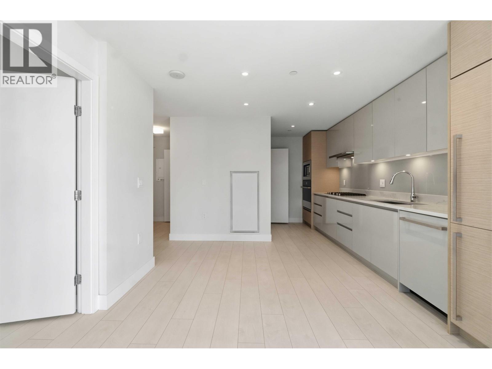 404 3538 Sawmill Crescent, Vancouver, British Columbia  V5S 0J8 - Photo 11 - R3120732